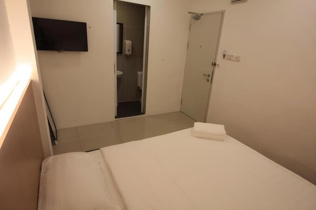 Place2Stay @ Campus Hub กูชิง ภายนอก รูปภาพ