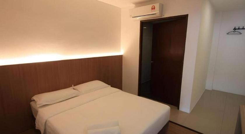 Place2Stay @ Campus Hub กูชิง ภายนอก รูปภาพ