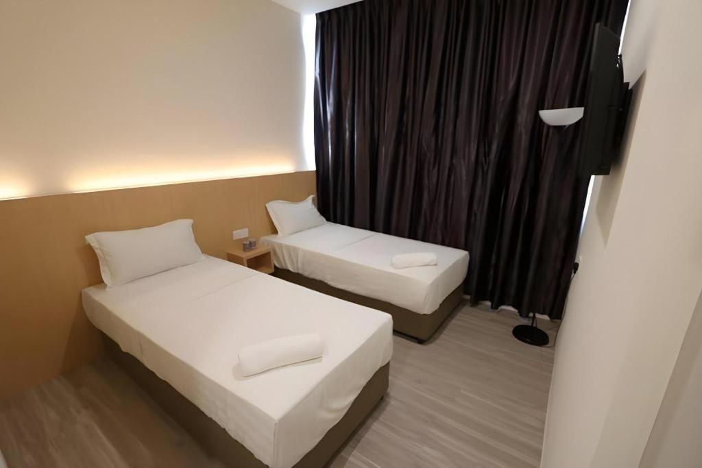 Place2Stay @ Campus Hub กูชิง ภายนอก รูปภาพ